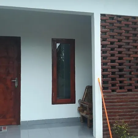 Mandalika Homestay Kuta  Room photo